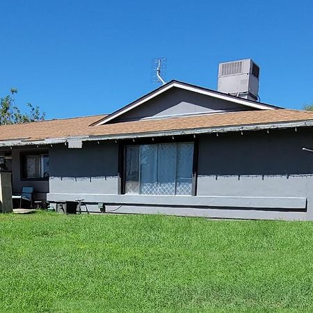 Orangewood & 51Ave Homestay - Not A Hotel Glendale Exterior foto